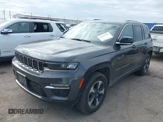 2024 Jeep Grand Cherokee with VIN 1C4RJYB62R8958365, listed as a IAAI auction lot 42553595 with 43,004 mi miles and . Bid and sale history available at DreamBid. Image 17.
