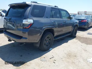 2020 Toyota 4Runner SR5 with VIN JTEZU5JR4L5226079, listed as a IAAI auction lot 42087965 with 48,219 mi miles and . Bid and sale history available at DreamBid. Image 4.