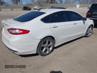 2015 Ford Fusion SE with VIN 3FA6P0H70FR169716, listed as a IAAI auction lot 41920902 with 288,875 mi miles. Bid and sale history available at carsss.com. Image 4.