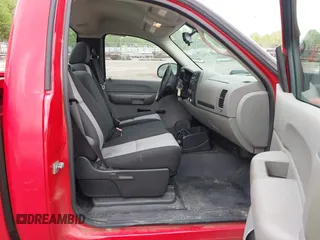 2009 Chevrolet Silverado 1500 Work Truck with VIN 1GCEC14X39Z156956, listed as a IAAI auction lot 42094214 with 220,588 mi miles and . Bid and sale history available at DreamBid. Image 5.