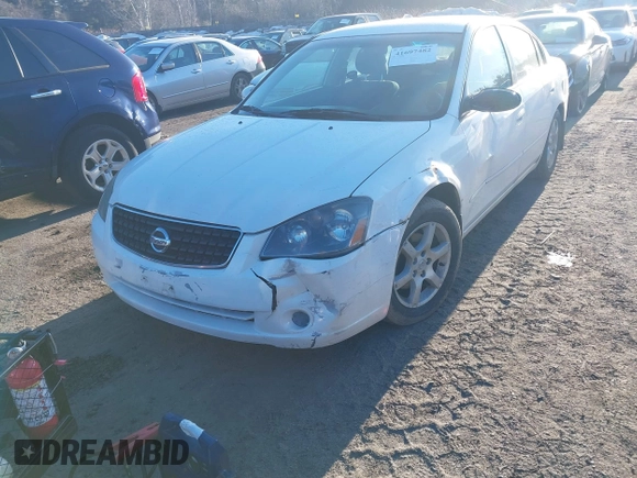 2006 Nissan Altima 2.5 with VIN 1N4AL11D46N340014, listed as a IAAI auction lot 41697482 with 165,757 mi miles. Bid and sale history available at carsss.com. Image 6.