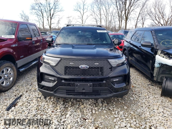 2024 Ford Police Interceptor Utility z VIN 1FM5K8AB4RGA48597, wystawiony jako Copart lot #81979424 z przebiegiem 9 858 mil mil oraz Szkoda całkowita • Salvage title. Historia ofert i sprzedaży dostępna na DreamBid. Obrazek 5.