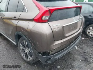 2019 Mitsubishi Eclipse Cross SE with VIN JA4AT5AA4KZ022947, listed as a IAAI auction lot 41048174 with 209,354 mi miles. Bid and sale history available at carsss.com. Image 6.