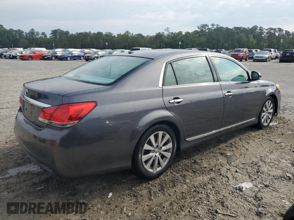 2012 Toyota Avalon z VIN 4T1BK3DB2CU465002, wystawiony jako Copart lot #55247345 z przebiegiem 131 583 mil mil oraz Szkoda całkowita • Salvage title. Historia ofert i sprzedaży dostępna na DreamBid. Obrazek 3.