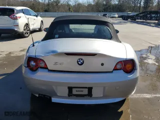 2003 BMW Z4 2.5i with VIN 4USBT33403LR66233, listed as a Copart auction lot 89072235 with 123,943 mi miles and Salvage Title. Bid and sale history available at carsss.com. Image 6.