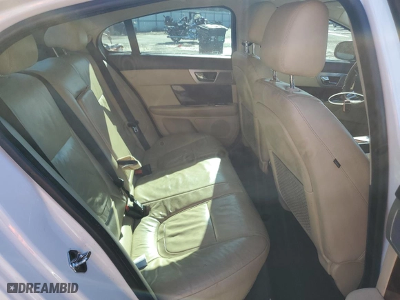 2015 Jaguar XF I4 T Premium with VIN SAJWA0FS4FPU43236, listed as a Copart auction lot 87675225 with 0 mi miles and Salvage Title. Bid and sale history available at carsss.com. Image 11.