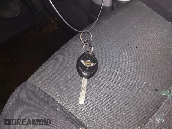 2005 MINI Hardtop с VIN WMWRC33445TJ65289, выставлен на аукционе IAAI как лот 42358377 с пробегом 184 367 миль миль и . История ставок и продаж доступна на DreamBid. Изображение 11.