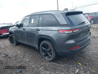 2023 Jeep Grand Cherokee Altitude с VIN 1C4RJHAG2P8701245, выставлен на аукционе IAAI как лот 41679077 с пробегом 29 262 миль миль и . История ставок и продаж доступна на DreamBid. Изображение 3.