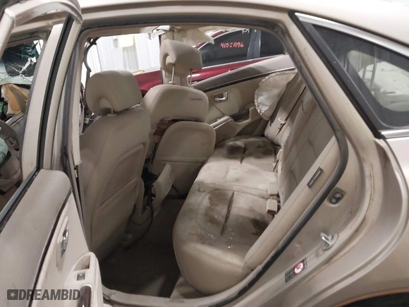2009 Hyundai Azera GLS with VIN KMHFC46D39A360840, listed as a IAAI auction lot 41441715 with 59,991 mi miles. Bid and sale history available at carsss.com. Image 8.