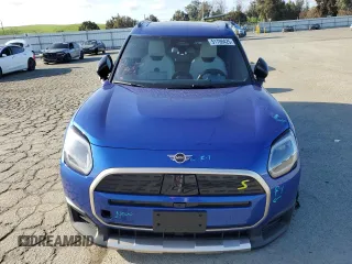 2025 MINI Countryman SE z VIN WMZ53GA00S7R46503, wystawiony jako Copart lot #51708425 z przebiegiem 2 654 mil mil oraz Szkoda całkowita • Salvage title. Historia ofert i sprzedaży dostępna na DreamBid. Obrazek 5.