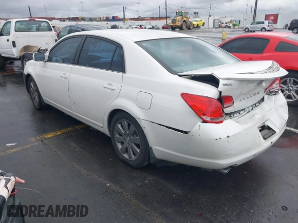 2007 Toyota Avalon XL with VIN 4T1BK36B87U195549, listed as a IAAI auction lot 41799801 with 161,737 mi miles. Bid and sale history available at carsss.com. Image 3.