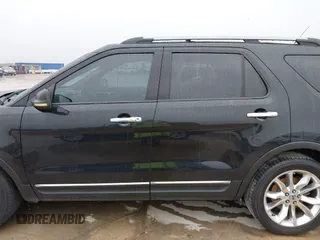 2011 Ford Explorer XLT with VIN 1FMHK7D81BGA50577, listed as a IAAI auction lot 41894045 with 139,674 mi miles and . Bid and sale history available at carsss.com. Image 14.