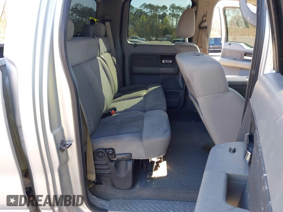 2006 Ford F-150 XLT with VIN 1FTPW14V76FB19002, listed as a IAAI auction lot 41734432 with 165,127 mi miles and . Bid and sale history available at carsss.com. Image 8.