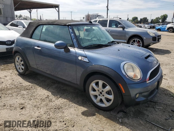 2010 MINI Convertible S with VIN WMWMS3C5XATY51076, listed as a Copart auction lot 48532735 with 104,901 mi miles and Clean title. Bid and sale history available at DreamBid. Image 4.