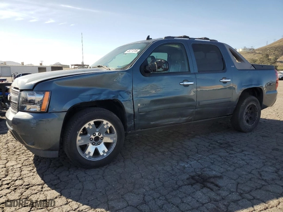 2008 Chevrolet Avalanche LS with VIN 3GNEC12008G100016, listed as a Copart auction lot 46271315 with 130,719 mi miles and Salvage Title. Bid and sale history available at carsss.com. Image 1.