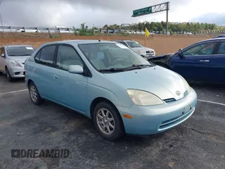 2002 Toyota Prius with VIN JT2BK18U020064521, listed as a IAAI auction lot 41712156 with 221,517 mi miles. Bid and sale history available at carsss.com. Image 1.