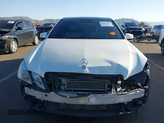 2013 Mercedes-Benz E-Class E 350 Luxury BlueTEC with VIN WDDHF2EB5DA675484, listed as a IAAI auction lot 41522495 with 99,618 mi miles. Bid and sale history available at carsss.com. Image 13.