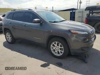 2017 Jeep Cherokee Latitude с VIN 1C4PJMCSXHW564831, выставлен на аукционе Copart как лот 62214995 с пробегом 143 793 миль миль и Чистый • Clean title. История ставок и продаж доступна на DreamBid. Изображение 4.
