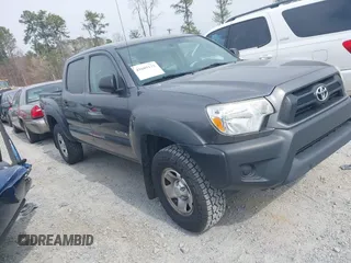 2015 Toyota Tacoma PreRunner z VIN 5TFJX4GN1FX046509, wystawiony jako IAAI lot #41689173 z przebiegiem 311 436 mil mil oraz . Historia ofert i sprzedaży dostępna na DreamBid. Obrazek 1.