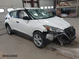 2022 Nissan Kicks S with VIN 3N1CP5BV1NL506724, listed as a IAAI auction lot 41757513 with 44,269 mi miles. Bid and sale history available at carsss.com. Image 1.