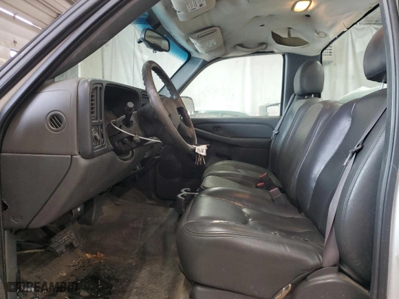 2005 Chevrolet Silverado 1500 Work Truck with VIN 1GCEC14X95Z180219, listed as a Copart auction lot 89391085 with 215,056 mi miles and Clean Title. Bid and sale history available at carsss.com. Image 7.