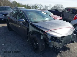 2022 Toyota Camry XSE z VIN 4T1K61AK3NU073694, wystawiony jako IAAI lot #41610431 z przebiegiem 38 354 mil mil oraz . Historia ofert i sprzedaży dostępna na DreamBid. Obrazek 1.