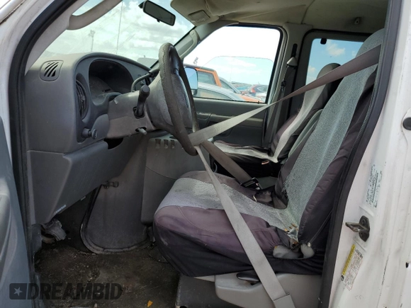 2005 Ford Econoline Passenger XL with VIN 1FBNE31L55HA98845, listed as a Copart auction lot 74541374 with Not Provided miles and Non Repairable. Bid and sale history available at carsss.com. Image 7.