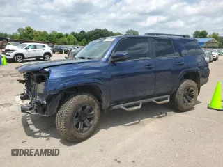2022 Toyota 4Runner SR5 z VIN JTEEU5JR6N5255410, wystawiony jako Copart lot #57455565 z przebiegiem 69 110 mil mil oraz Szkoda całkowita • Salvage title. Historia ofert i sprzedaży dostępna na DreamBid. Obrazek 1.