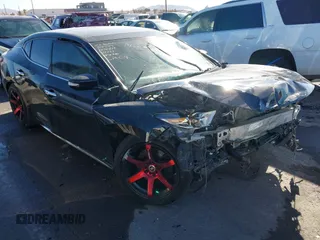 2016 Nissan Maxima Platinum z VIN 1N4AA6AP4GC425722, wystawiony jako IAAI lot #41232579 z przebiegiem Nie podano mil oraz . Historia ofert i sprzedaży dostępna na DreamBid. Obrazek 1.