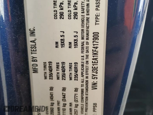 2019 Tesla Model 3 Mid Range z VIN 5YJ3E1EA1KF417900, wystawiony jako Copart lot #55310265 z przebiegiem 45 739 mil mil oraz Szkoda całkowita • Salvage title. Historia ofert i sprzedaży dostępna na DreamBid. Obrazek 12.