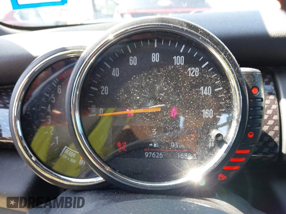 2016 MINI Hardtop S with VIN WMWXP7C51G3B49102, listed as a IAAI auction lot 42443771 with 97,626 mi miles and . Bid and sale history available at DreamBid. Image 7.