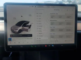 2024 Tesla Model Y с VIN 7SAYGDED2RF100152, выставлен на аукционе Copart как лот 52133535 с пробегом 7 632 миль миль и Списание • Salvage title. История ставок и продаж доступна на DreamBid. Изображение 9.