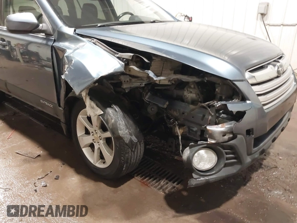 2013 Subaru Outback Premium with VIN 4S4BRCBC8D3319590, listed as a IAAI auction lot 41650396 with 178,882 mi miles and . Bid and sale history available at DreamBid. Image 6.