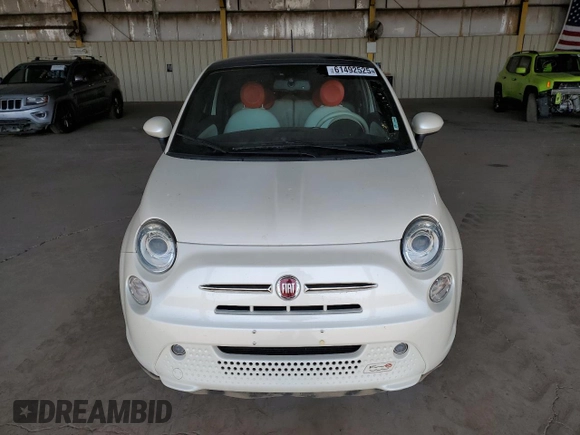 2014 FIAT 500e with VIN 3C3CFFGE6ET189638, listed as a Copart auction lot 61492525 with 64,256 mi miles and Clean title. Bid and sale history available at DreamBid. Image 5.
