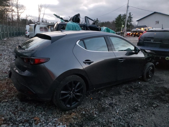 2019 Mazda Mazda3 Hatchback w/Premium Pkg with VIN JM1BPANM0K1132808, listed as a Copart auction lot 68816162 with 29,549 mi miles. Bid and sale history available at carsss.com. Image 3.