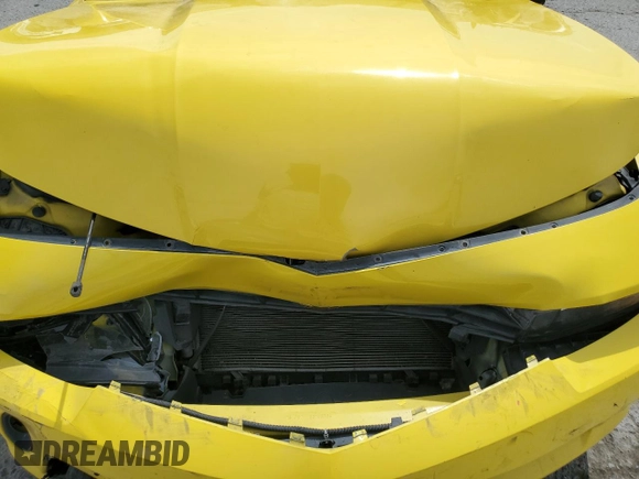 2014 Chevrolet Camaro LT with VIN 2G1FB3D39E9193829, listed as a Copart auction lot 52570805 with 95,486 mi miles and Salvage title. Bid and sale history available at DreamBid. Image 13.