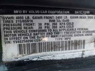 2006 Volvo XC70 with VIN YV4SZ592061228435, listed as a IAAI auction lot 41978481 with 261,784 mi miles. Bid and sale history available at carsss.com. Image 9.