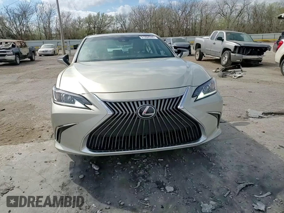 2019 Lexus ES 350 with VIN 58ABZ1B10KU020498, listed as a Copart auction lot 51284535 with 61,157 mi miles and Salvage Title. Bid and sale history available at DreamBid. Image 11.