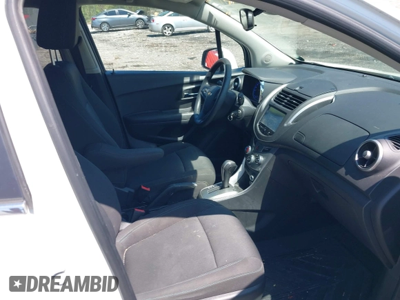 2015 Chevrolet Trax LT with VIN KL7CJLSBXFB238782, listed as a IAAI auction lot 41981340 with 148,742 mi miles. Bid and sale history available at carsss.com. Image 5.