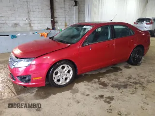 2010 Ford Fusion SE z VIN 3FAHP0HA3AR427952, wystawiony jako Copart lot #56553035 z przebiegiem 157 902 mil mil oraz Szkoda całkowita • Salvage title. Historia ofert i sprzedaży dostępna na DreamBid. Obrazek 1.