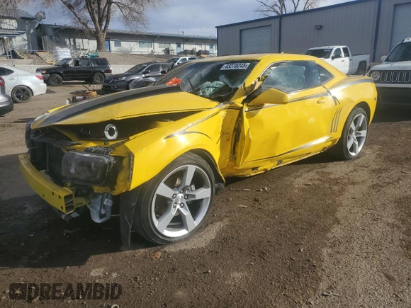 2012 Chevrolet Camaro 2LT z VIN 2G1FC1E34C9198854, wystawiony jako Copart lot #43278245 z przebiegiem Nie podano mil oraz Szkoda całkowita • Salvage title. Historia ofert i sprzedaży dostępna na DreamBid. Obrazek 1.