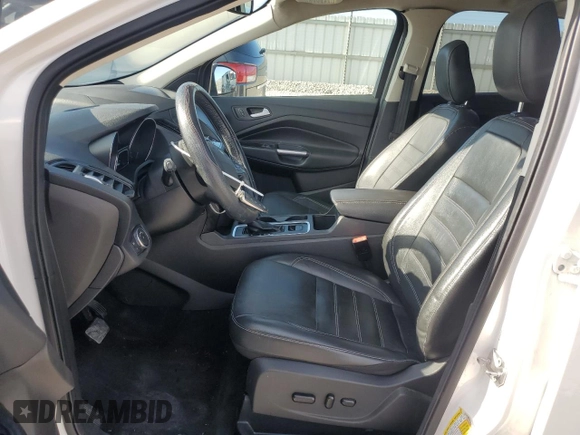 2019 Ford Escape Titanium с VIN 1FMCU9J91KUA35320, выставлен на аукционе Copart как лот 57755525 с пробегом 70 838 миль миль и На запчасти • Non repairable. История ставок и продаж доступна на DreamBid. Изображение 7.