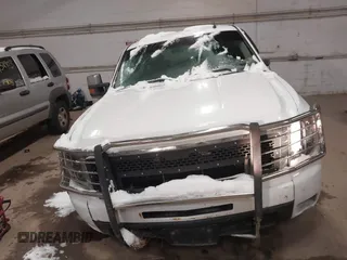 2011 Chevrolet Silverado 1500 with VIN 1GCPKTE39BF169611, listed as a IAAI auction lot 41270847 with 184,975 mi miles and . Bid and sale history available at DreamBid. Image 12.
