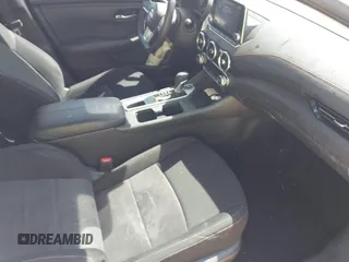 2023 Nissan Sentra SR with VIN 3N1AB8DV1PY222746, listed as a IAAI auction lot 42026639 with 22,160 mi miles and . Bid and sale history available at DreamBid. Image 5.