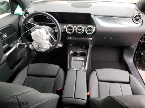 2025 Mercedes-Benz GLA with VIN W1N4N4GB5SJ634850, listed as a Copart auction lot 70329794 with 3,312 mi miles and Salvage Title. Bid and sale history available at carsss.com. Image 8.