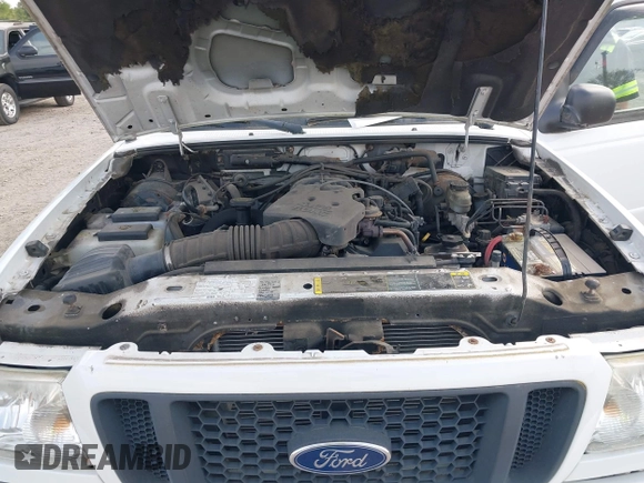2004 Ford Ranger XL Fleet with VIN 1FTZR45E64PA52528, listed as a IAAI auction lot 42183045 with 103,324 mi miles. Bid and sale history available at carsss.com. Image 10.