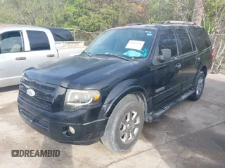 2007 Ford Expedition Limited with VIN 1FMFU19597LA43789, listed as a IAAI auction lot 41857297 with 221,500 mi miles. Bid and sale history available at carsss.com. Image 2.