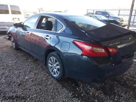 2017 Nissan Altima 2.5 S with VIN 1N4AL3AP9HN343113, listed as a IAAI auction lot 41056149 with 122,771 mi miles. Bid and sale history available at carsss.com. Image 3.