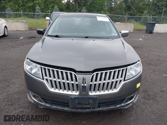 2011 Lincoln MKZ with VIN 3LNHL2JC6BR769048, listed as a IAAI auction lot 42735015 with 90,770 mi miles and . Bid and sale history available at DreamBid. Image 6.