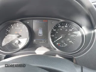 2020 Nissan Rogue S z VIN JN1BJ1CW3LW640591, wystawiony jako IAAI lot #42278280 z przebiegiem 127 003 mil mil oraz . Historia ofert i sprzedaży dostępna na DreamBid. Obrazek 7.